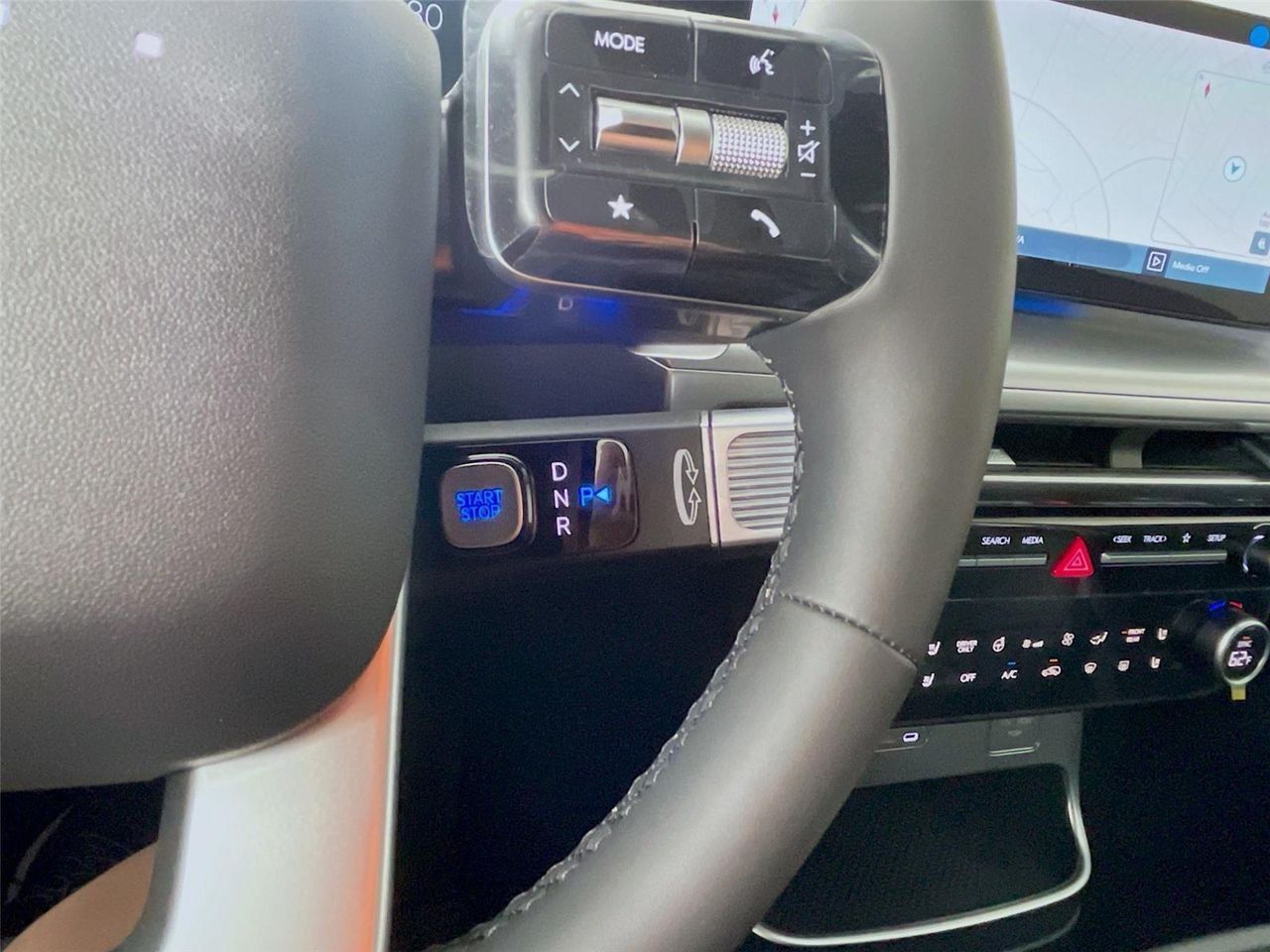 New 2026 Hyundai Ioniq 9 SEL AWD/4WD image 16