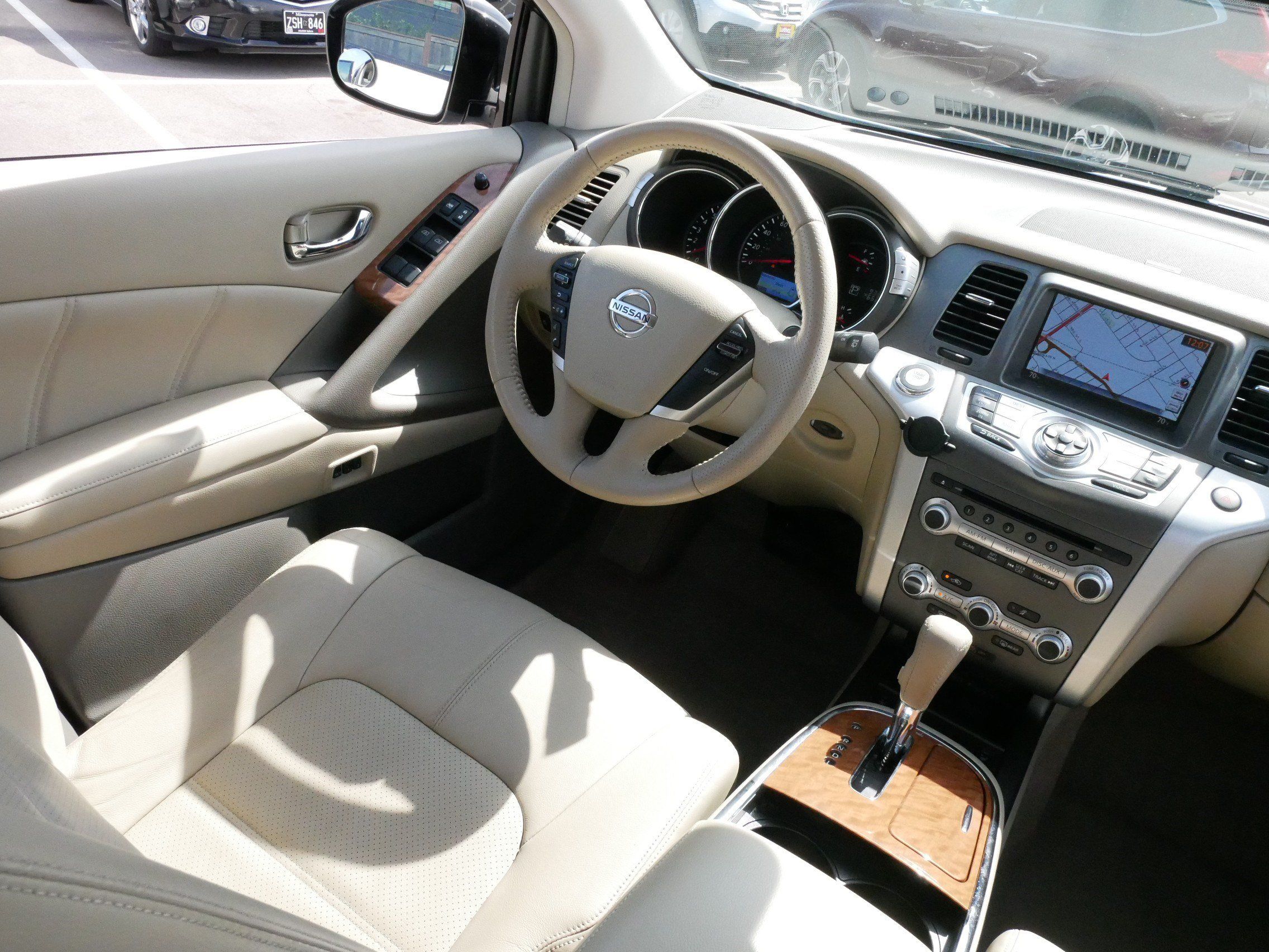 Used 2012 Nissan Murano LE w/ Platinum Pkg AWD/4WD image 9
