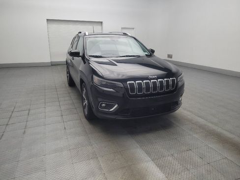 Used 2019 Jeep Cherokee Limited w/ Technology Group FWD image 13