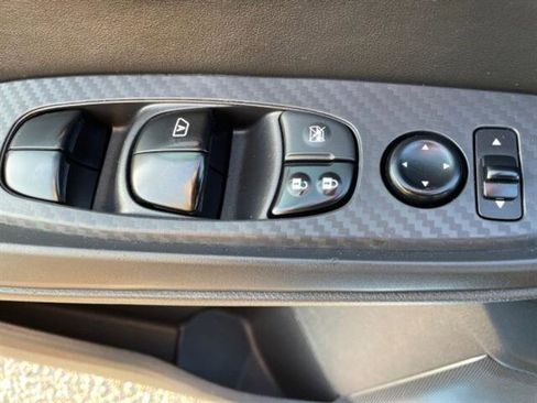 Used 2023 Nissan Sentra SV w/ Trunk Package image 14