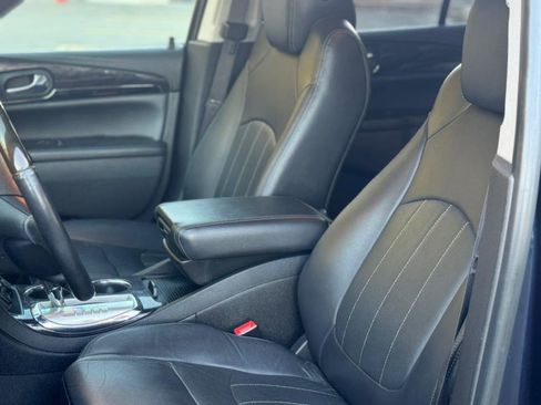 Used 2017 Buick Enclave Leather image 10