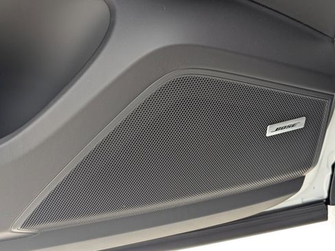 New 2026 Porsche Cayenne E-Hybrid Coupe AWD/4WD image 14