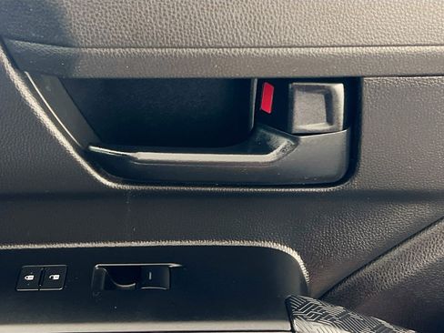 Used 2024 Toyota Tacoma SR image 32