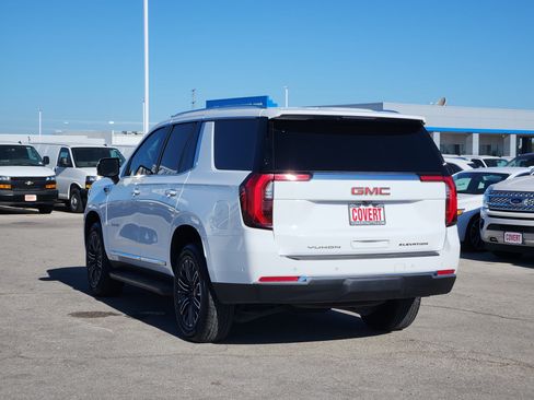 Used 2026 GMC Yukon Elevation RWD image 5