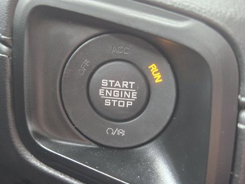 Certified 2024 Jeep Wrangler Unlimited Rubicon 4xe AWD/4WD image 24