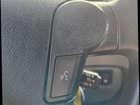 Used 2013 Toyota Tundra 4x4 CrewMax w/ TRD Off-Road Pkg image 20