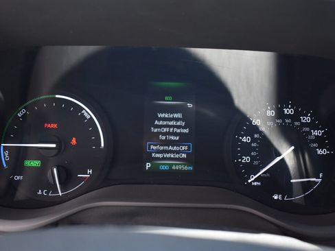 Certified 2024 Toyota Sienna LE AWD/4WD image 10