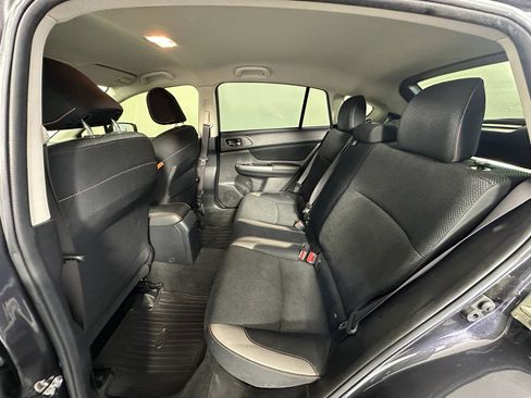 Used 2017 Subaru Crosstrek 2.0i Premium AWD/4WD image 24