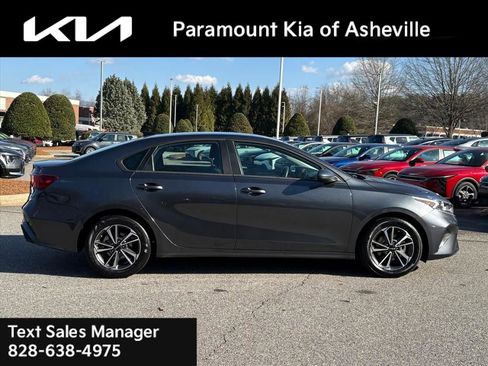 Used 2024 Kia Forte LXS image 7