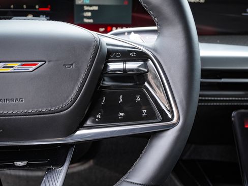 Used 2026 Cadillac Escalade V w/ LPO, ONYX Package image 20