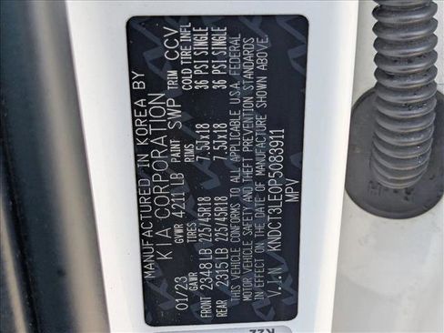 Used 2023 Kia Niro SX Touring image 29