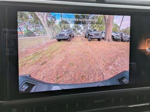 New 2026 Jeep Gladiator Sport image 18