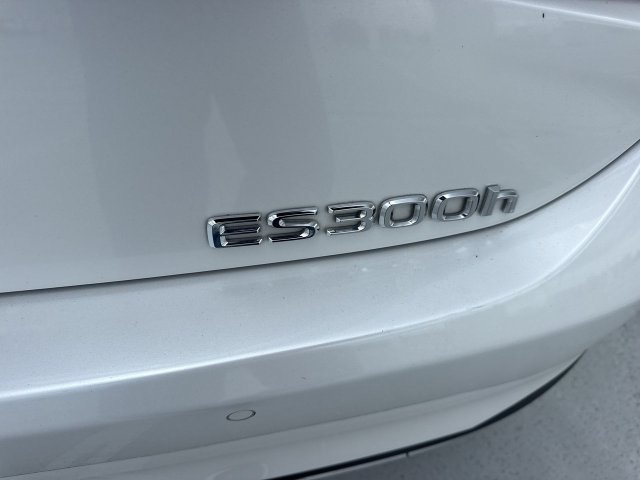 Certified 2024 Lexus ES 300h w/ Premium Package FWD image 25