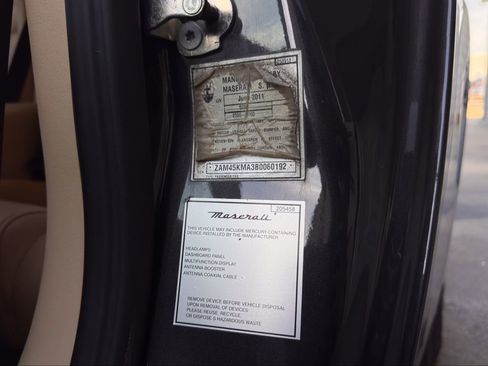 Used 2011 Maserati GranTurismo Convertible image 16