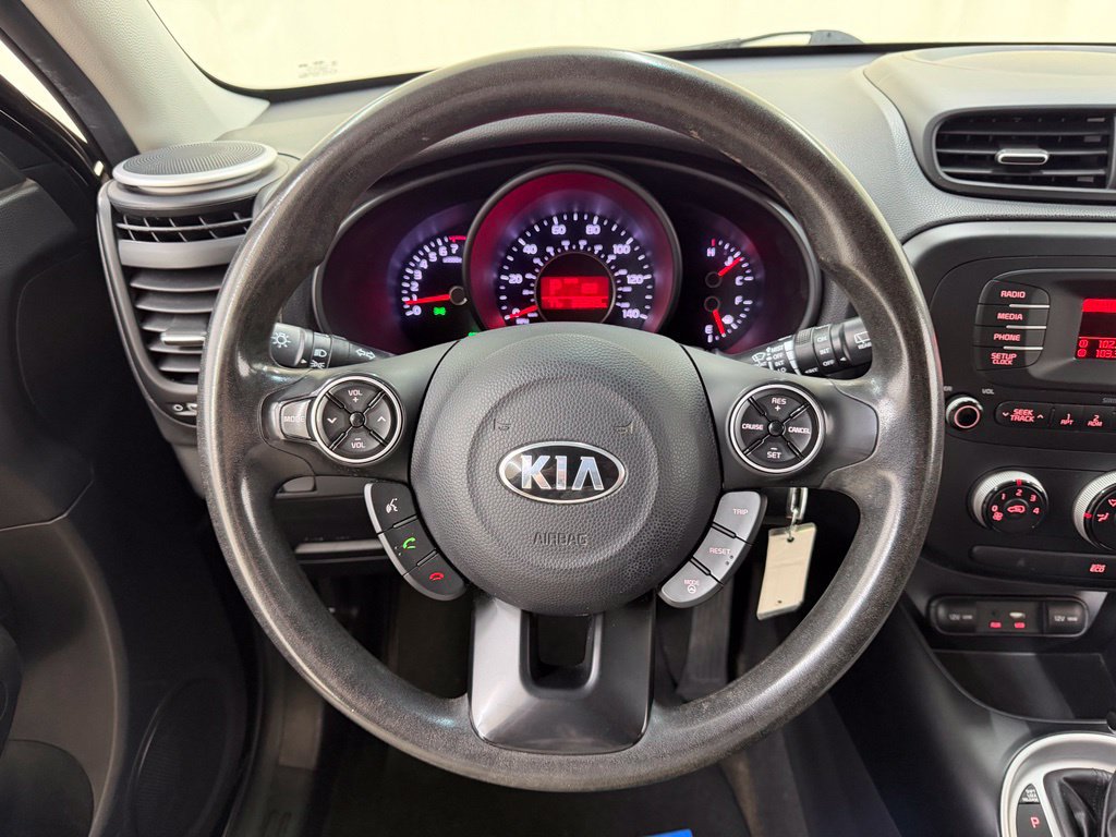 Used 2015 Kia Soul FWD image 22