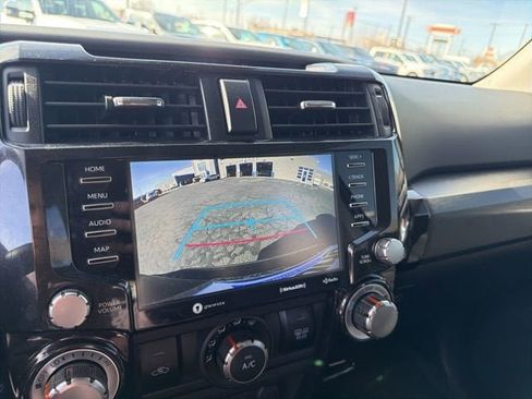 Used 2023 Toyota 4Runner TRD Off-Road Premium w/ Moonroof Package AWD/4WD image 21