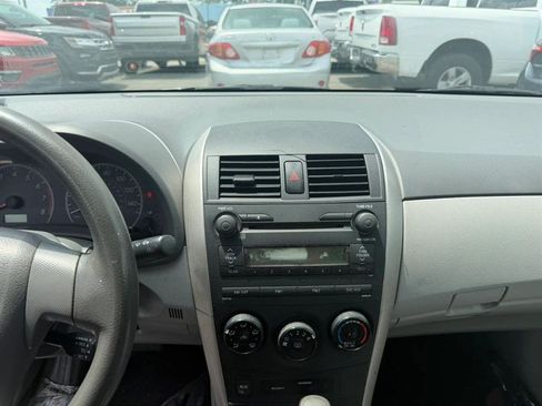 Used 2009 Toyota Corolla FWD image 9