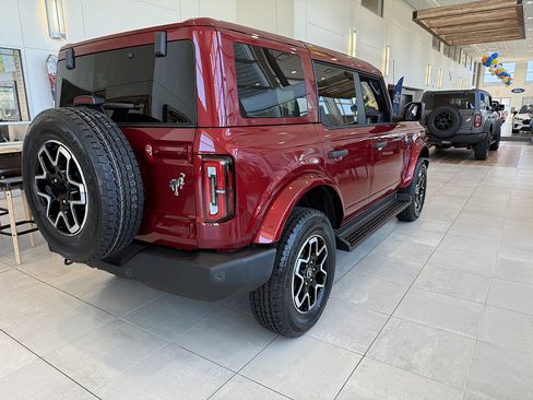 New 2026 Ford Bronco Outer Banks AWD/4WD image 3
