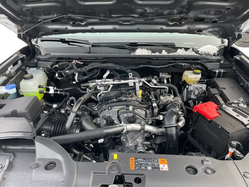 Used 2025 Ford Ranger XL image 34