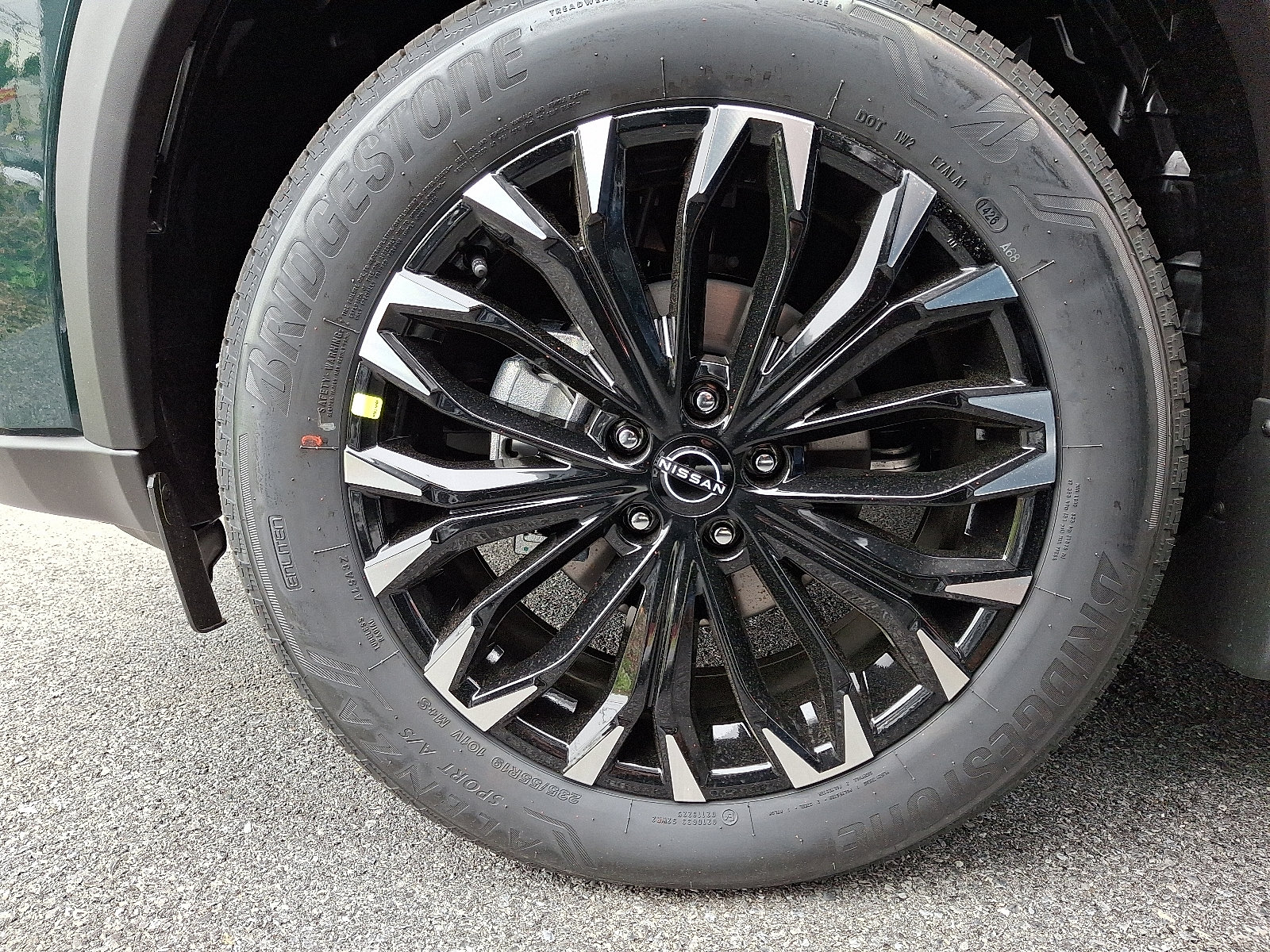 New 2026 Nissan Rogue Dark Armor AWD/4WD image 4