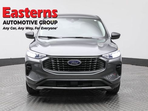 Used 2024 Ford Escape Active image 2