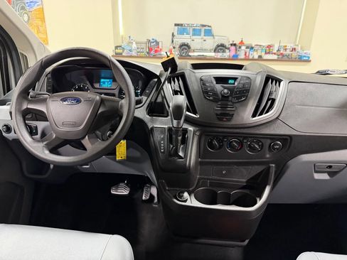 Used 2019 Ford Transit 150 XL image 47