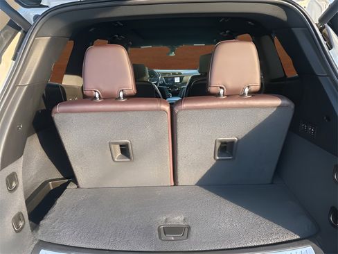 Used 2021 Cadillac XT6 Premium Luxury image 12