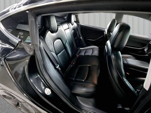 Used 2019 Tesla Model 3 Standard Range Plus RWD image 23