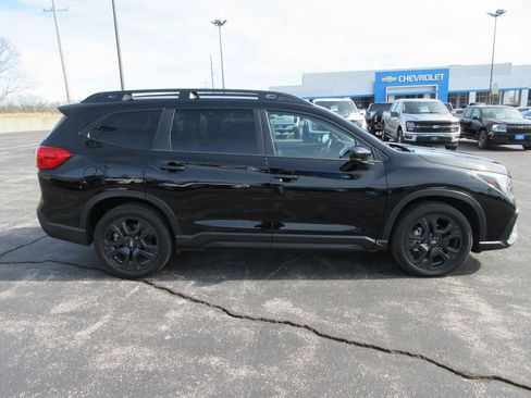 Used 2024 Subaru Ascent Onyx Edition Limited image 6