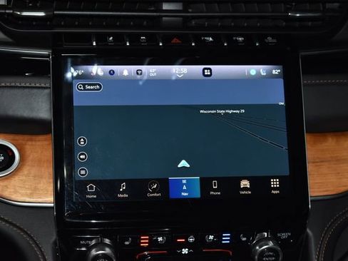 Used 2022 Jeep Grand Cherokee Summit image 19