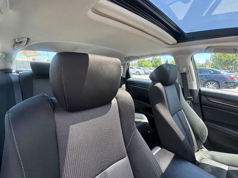Used 2019 Honda Accord EX image 21