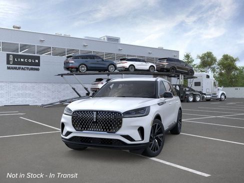 New 2026 Lincoln Aviator Reserve image 2