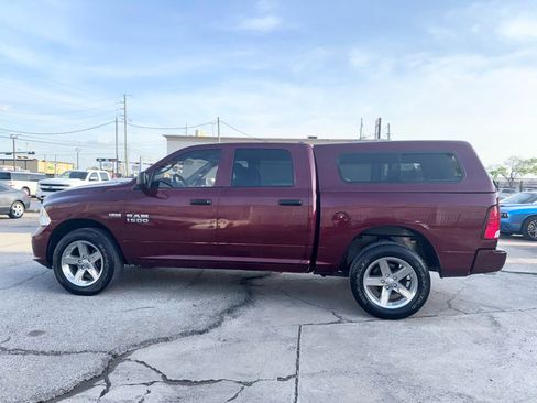 Used 2017 RAM 1500 Express AWD/4WD image 12