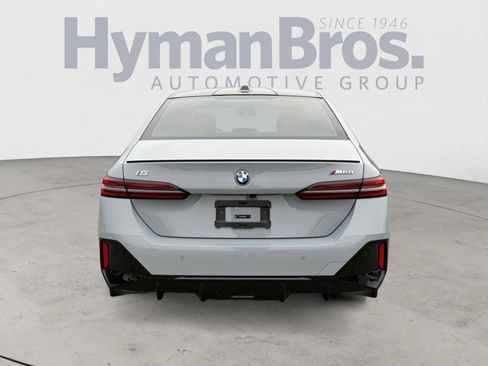Used 2024 BMW i5 M60 w/ Executive Package image 4