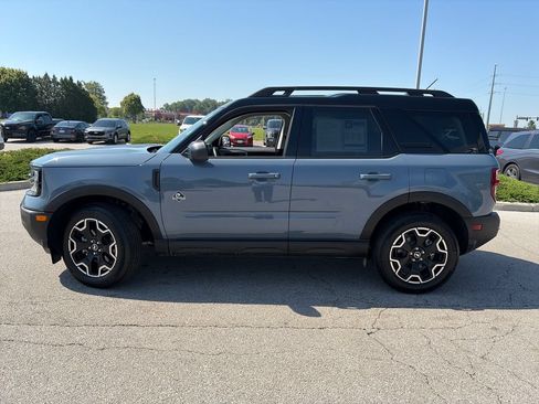 Used 2025 Ford Bronco Sport Outer Banks AWD/4WD image 4