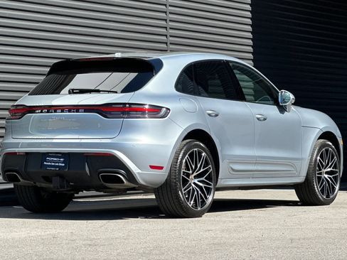 Used 2025 Porsche Macan AWD/4WD image 8