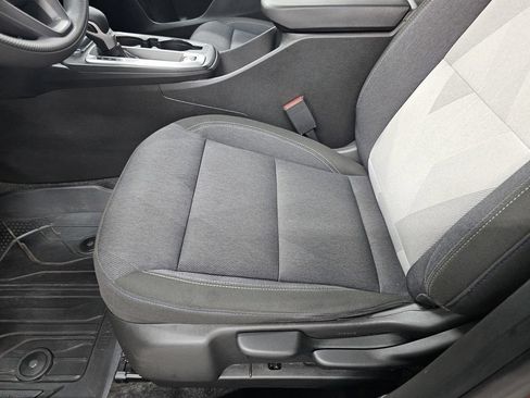 Used 2024 Chevrolet Trax LS w/ LS Convenience Package FWD image 15