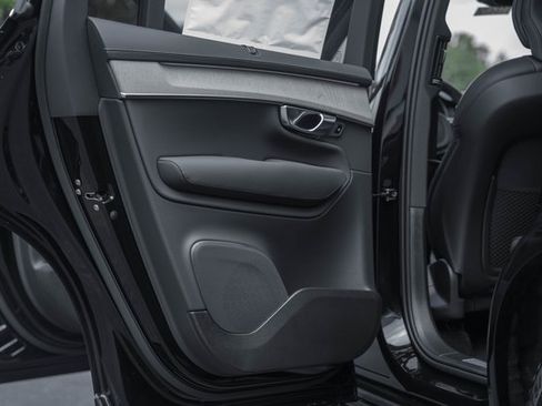 New 2026 Volvo XC90 B6 Ultra image 35