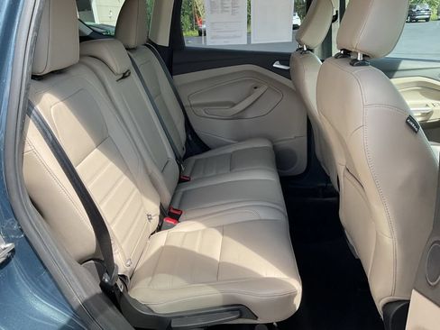 Used 2019 Ford Escape Titanium AWD/4WD image 20