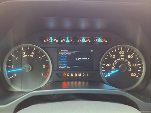 Used 2016 Ford F150 XLT w/ Equipment Group 302A Luxury AWD/4WD image 17