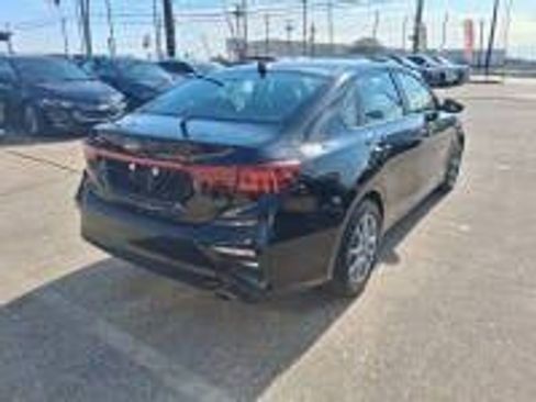 Used 2019 Kia Forte LXS image 5