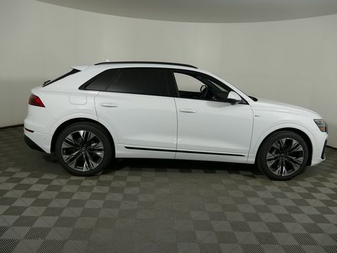 New 2026 Audi Q8 Premium Plus image 2