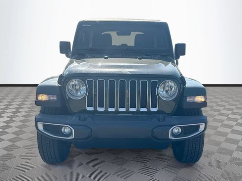 Used 2022 Jeep Wrangler Unlimited Sahara w/ Cold Weather Group AWD/4WD image 2