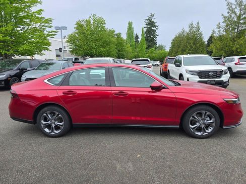 Certified 2024 Honda Accord EX image 8