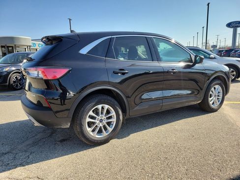 Certified 2022 Ford Escape SE w/ Convenience Package AWD/4WD image 4