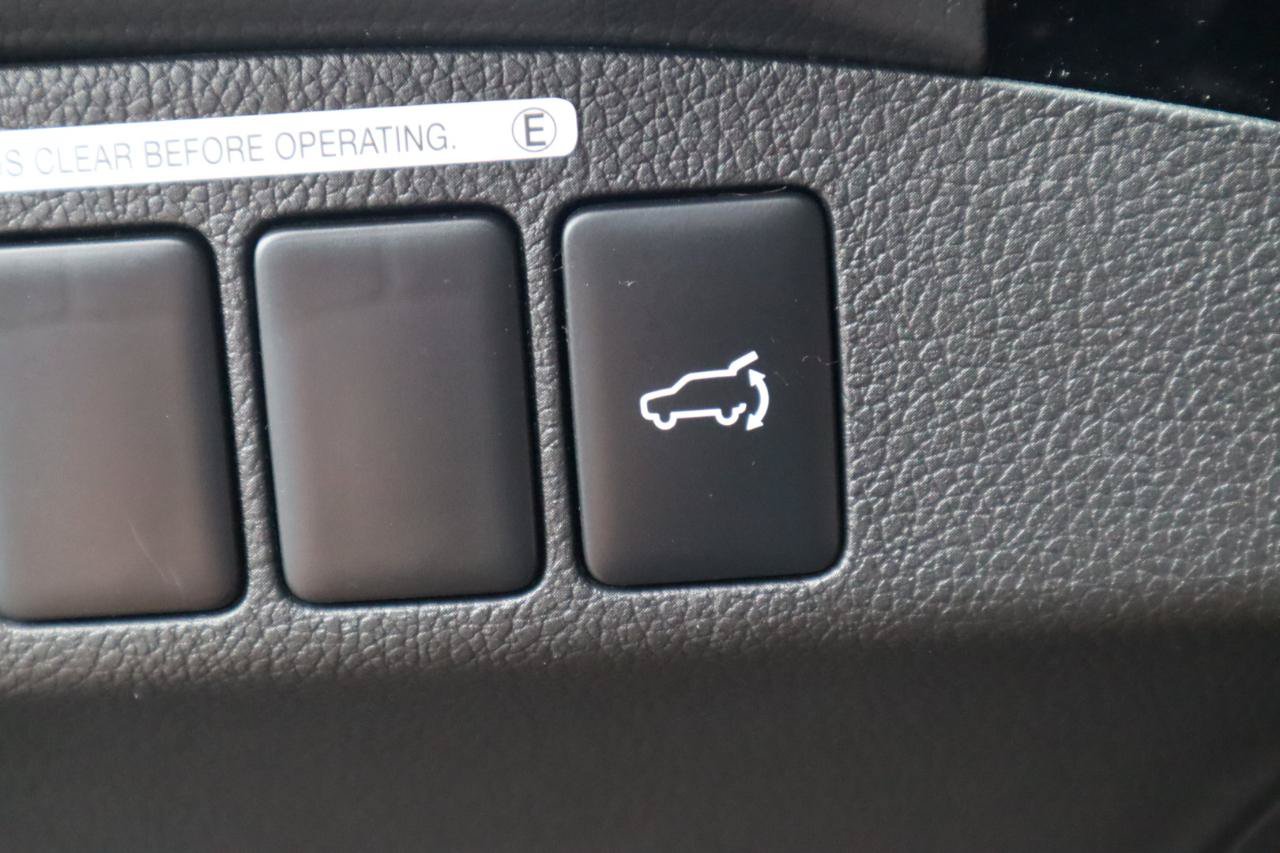 Used 2019 Mitsubishi Outlander SEL AWD/4WD image 57