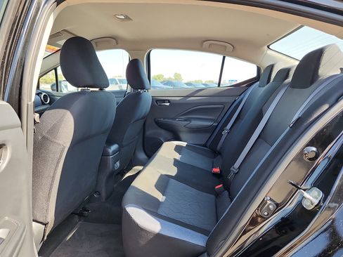 Used 2024 Nissan Versa SV FWD image 11