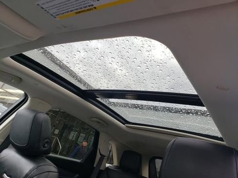 Used 2018 Cadillac XT5 Premium Luxury image 20