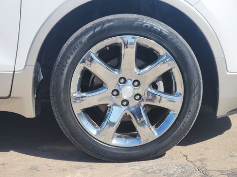 Used 2019 Buick Encore Essence w/ Experience Buick Package FWD image 8