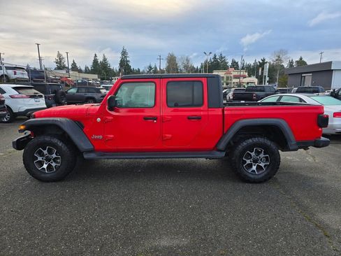Used 2020 Jeep Gladiator Overland image 5